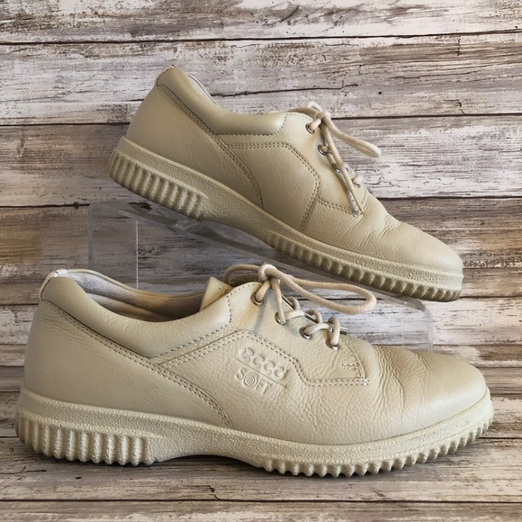 ecco leather walking shoes